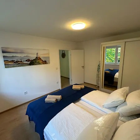 Apartman Cable Car View